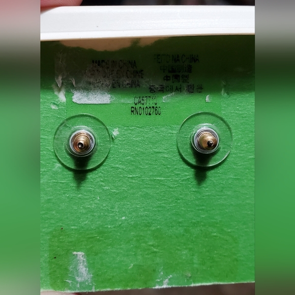 NIB Kate Spade Earrings With Genuine Pearl - Picture 3 of 3